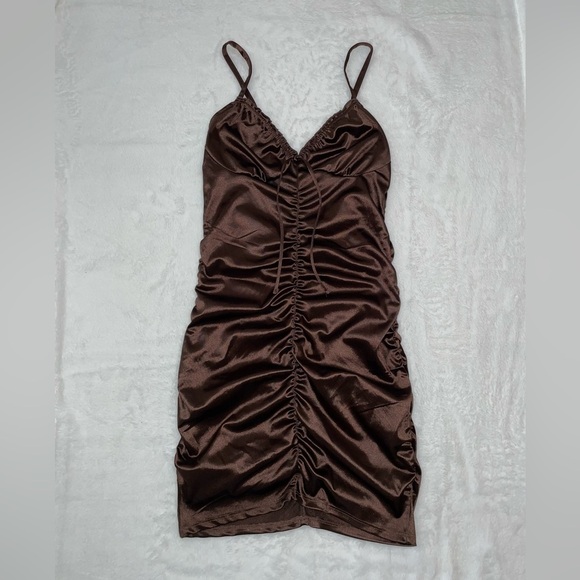 NWOT Deep Brown Ruched Mini Dress - Medium/Small Flattering Silky​ - Picture 1 of 6